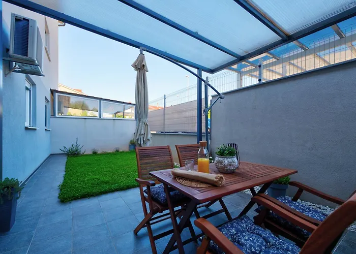 Апартаменты Aria Пула